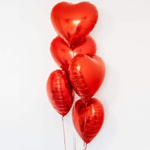 Bukiet balonowy: Little Red Hearts, napełniony helem Szalony.pl