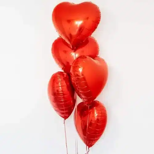 Bukiet balonowy: Little Red Hearts, napełniony helem Balony dla Zakochanych Sprawdź naszą ofertę. Sklep imprezowy Szalony.pl.