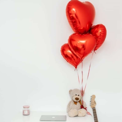 Bukiet balonowy: One Love, napełniony helem Balony na dzień Babci i Dziadka Szalony.pl - Sklep imprezowy