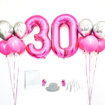 Bukiet balonowy: PINK PARTY (dowolne cyfry) – 16 urodziny – Szalony.pl