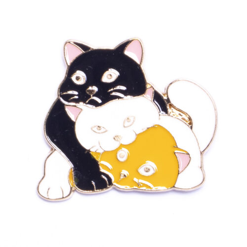 Pin - Trzy kotki
